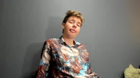 Ethan online show from July 11, 2026, 4:26 am