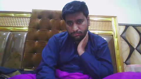 Snapshot of zes6363 chatting on December 4, 2025, 4:05 pm zes6363 online show from December 4, 2025, 4:05 pm