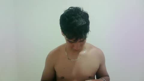 zeus_183 online show from September 10, 2025, 10:54 pm