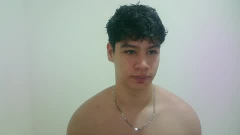 zeus_183 online show from May 1, 2026, 1:54 am