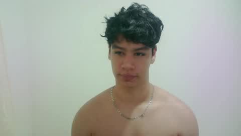 zeus_183 online show from May 9, 2026, 7:02 am