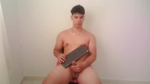 zeus_183 online show from May 29, 2026, 2:59 pm