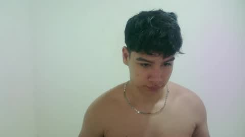 zeus_183 online show from June 6, 2026, 5:23 am