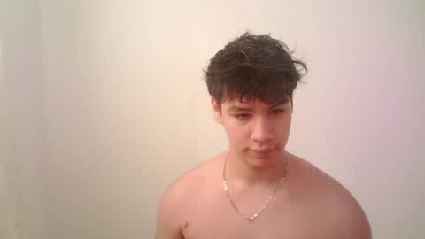 zeus_183 online show from June 26, 2026, 8:46 pm