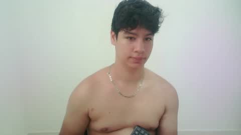 zeus_183 online show from July 16, 2026, 2:56 pm