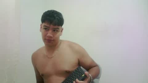 zeus_183 online show from July 23, 2026, 11:52 am