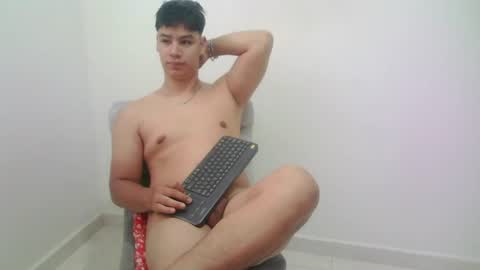 zeus_183 online show from July 24, 2026, 12:58 pm
