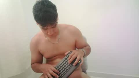 zeus_183 online show from July 26, 2026, 3:52 pm