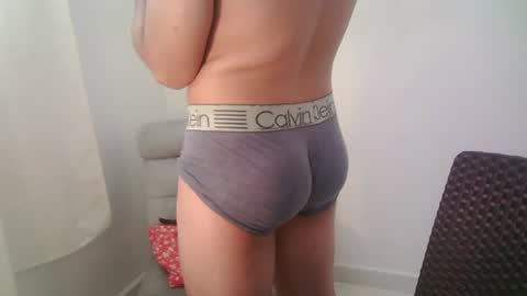 zeus_183 online show from July 28, 2026, 1:54 pm