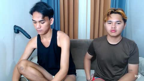 zavier skinny asian online show from February 18, 2026, 9:44 pm