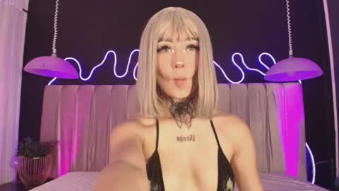 zhally_dee online show from March 2, 2026, 7:21 pm