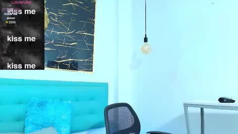 Snapshot of zhamira_21 chatting on October 26, 2025, 9:53 pm ZHAMIRA ANDRES online show from October 26, 2025, 9:53 pm