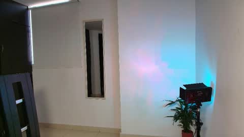 Snapshot of zhara_11 chatting on May 28, 2026, 12:35 pm Zhara online show from May 28, 2026, 12:35 pm