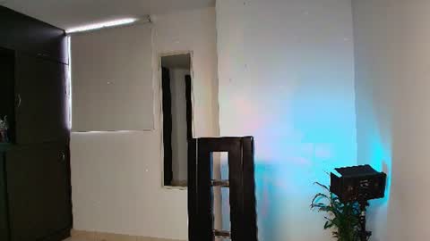 Snapshot of zhara_11 chatting on June 23, 2026, 12:36 pm Zhara online show from June 23, 2026, 12:36 pm