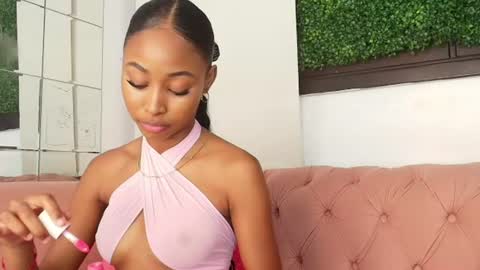 Snapshot of zhara_smith chatting on June 26, 2026, 12:09 pm Zhara online show from June 26, 2026, 12:09 pm