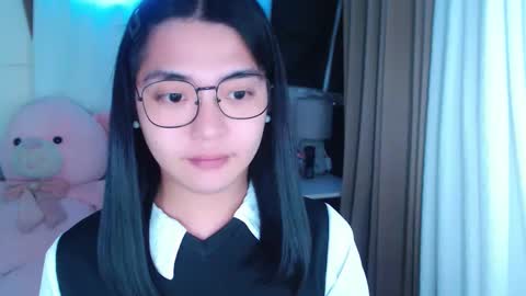 im your lovely zhaviabigcock here online show from February 17, 2025, 11:53 pm