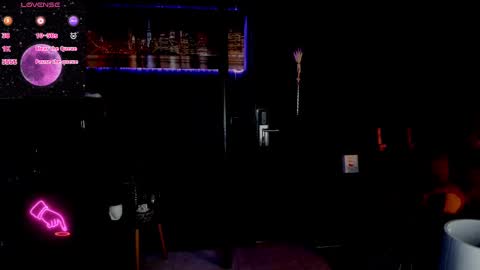 zhoestrong online show from March 1, 2025, 7:04 pm