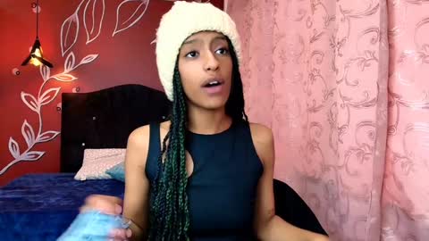 Zia Green online show from January 15, 2025, 3:29 pm