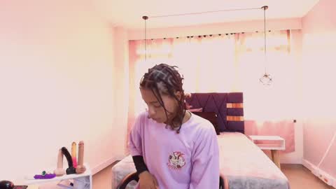 Zia Green online show from February 5, 2025, 12:06 pm