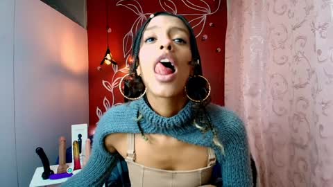 Zia Green online show from February 8, 2025, 7:49 pm