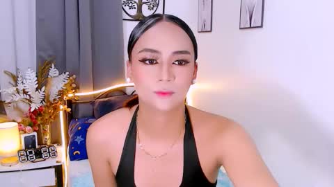 Snapshot of zialustts chatting on November 25, 2025, 2:44 am Zia online show from November 25, 2025, 2:44 am