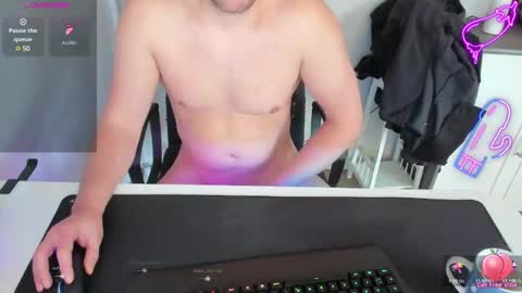 Snapshot of ziemlichflutschig chatting on December 20, 2024, 7:55 am ziemlichflutschig online show from December 20, 2024, 7:55 am