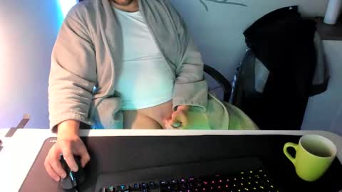 Snapshot of ziemlichflutschig chatting on January 21, 2025, 2:22 am ziemlichflutschig online show from January 21, 2025, 2:22 am