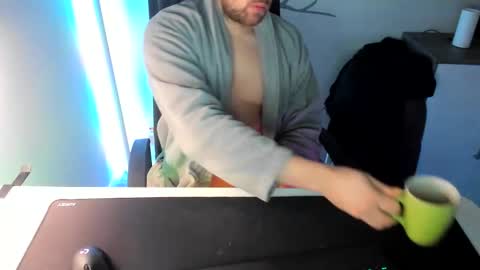 Snapshot of ziemlichflutschig chatting on January 26, 2025, 4:41 am ziemlichflutschig online show from January 26, 2025, 4:41 am