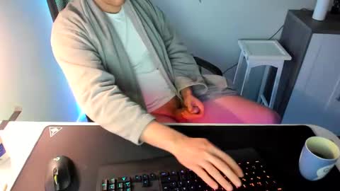 Snapshot of ziemlichflutschig chatting on February 21, 2025, 4:40 am ziemlichflutschig online show from February 21, 2025, 4:40 am