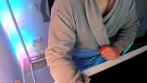 ziemlichflutschig online show from February 5, 2026, 8:35 pm