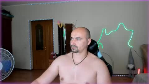 Snapshot of ziesh chatting on June 13, 2026, 9:18 am Ziesh online show from June 13, 2026, 9:18 am