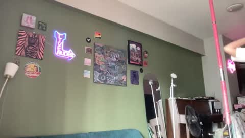 Snapshot of ziggy_rouge chatting on July 10, 2026, 12:59 am Ziggy ziggy- online show from July 10, 2026, 12:59 am