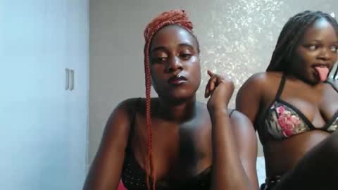 Zinadine online show from February 11, 2026, 2:22 pm