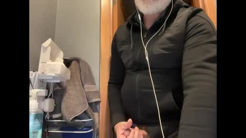 Snapshot of zinger283069 chatting on October 31, 2025, 5:14 pm zinger283069 online show from October 31, 2025, 5:14 pm