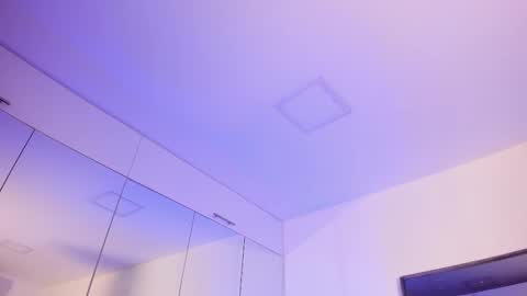 Nia  online show from January 7, 2026, 11:34 am