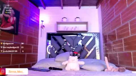 Snapshot of zinnia_mosley chatting on June 27, 2026, 12:22 pm Nia online show from June 27, 2026, 12:22 pm