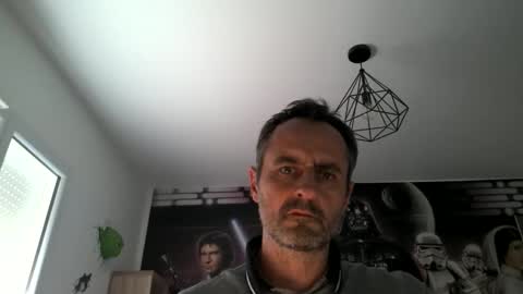 Snapshot of zinzanrossi chatting on October 17, 2025, 2:41 pm zinzanrossi online show from October 17, 2025, 2:41 pm