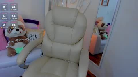 Snapshot of zobe_love chatting on February 27, 2025, 11:26 pm Zobe Love online show from February 27, 2025, 11:26 pm