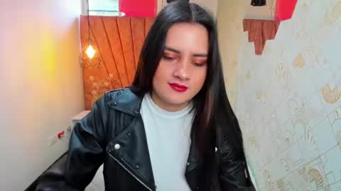 Snapshot of zoe__taylor__ chatting on July 28, 2026, 12:48 pm ZOE TAYLOR online show from July 28, 2026, 12:48 pm