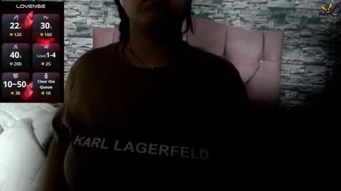 Zoe Bronw online show from March 10, 2026, 10:53 am