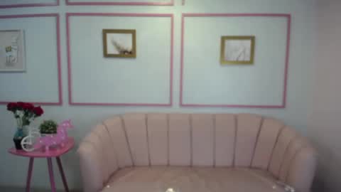 zoe_ch_ online show from March 7, 2025, 9:48 pm