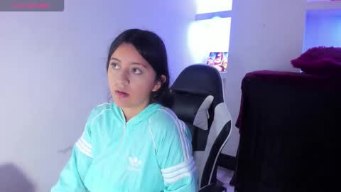 Z O E online show from February 19, 2026, 8:05 pm