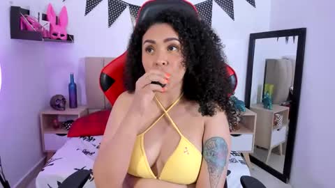 Snapshot of zoe_gruber chatting on December 7, 2024, 1:58 am Zoe Gruber online show from December 7, 2024, 1:58 am