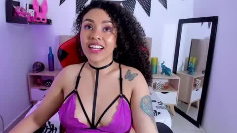 Snapshot of zoe_gruber chatting on December 14, 2024, 2:01 am Zoe Gruber online show from December 14, 2024, 2:01 am