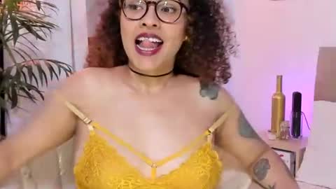 Snapshot of zoe_gruber chatting on November 27, 2025, 12:56 am Zoe Gruber online show from November 27, 2025, 12:56 am