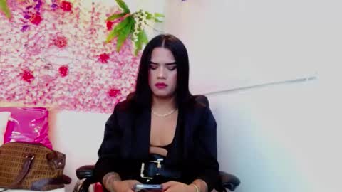 zoe_hecate online show from October 4, 2025, 2:15 pm
