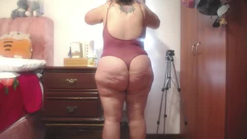 Snapshot of zoe_hotxxx chatting on June 4, 2026, 2:45 pm zoe hotxxx online show from June 4, 2026, 2:45 pm