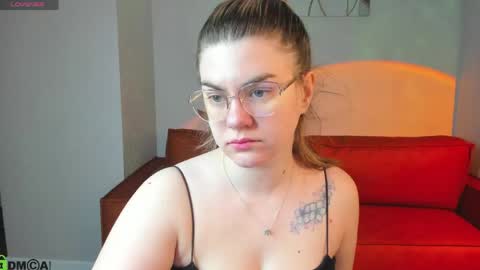 Zoe online show from March 6, 2026, 1:46 am