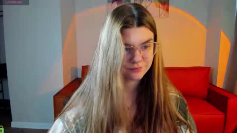 Zoe online show from March 7, 2026, 2:08 am