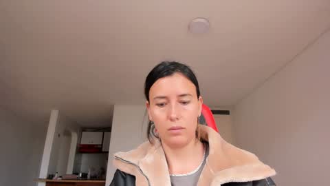 Snapshot of zoe_jeane_beker chatting on January 30, 2025, 6:32 pm ZOE online show from January 30, 2025, 6:32 pm